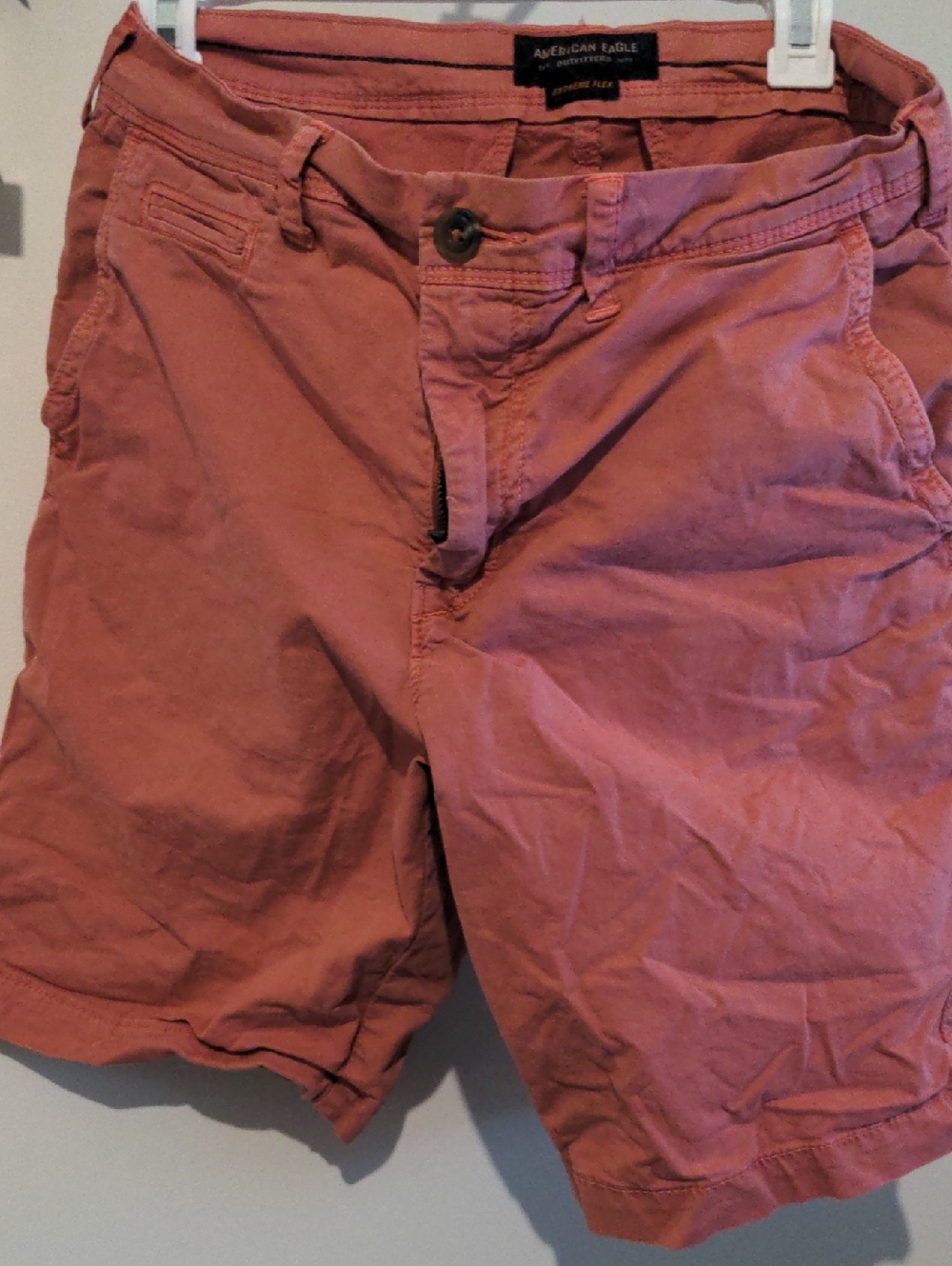 American Eagle Outfitters Men’s Coral Chino Shorts Size 30